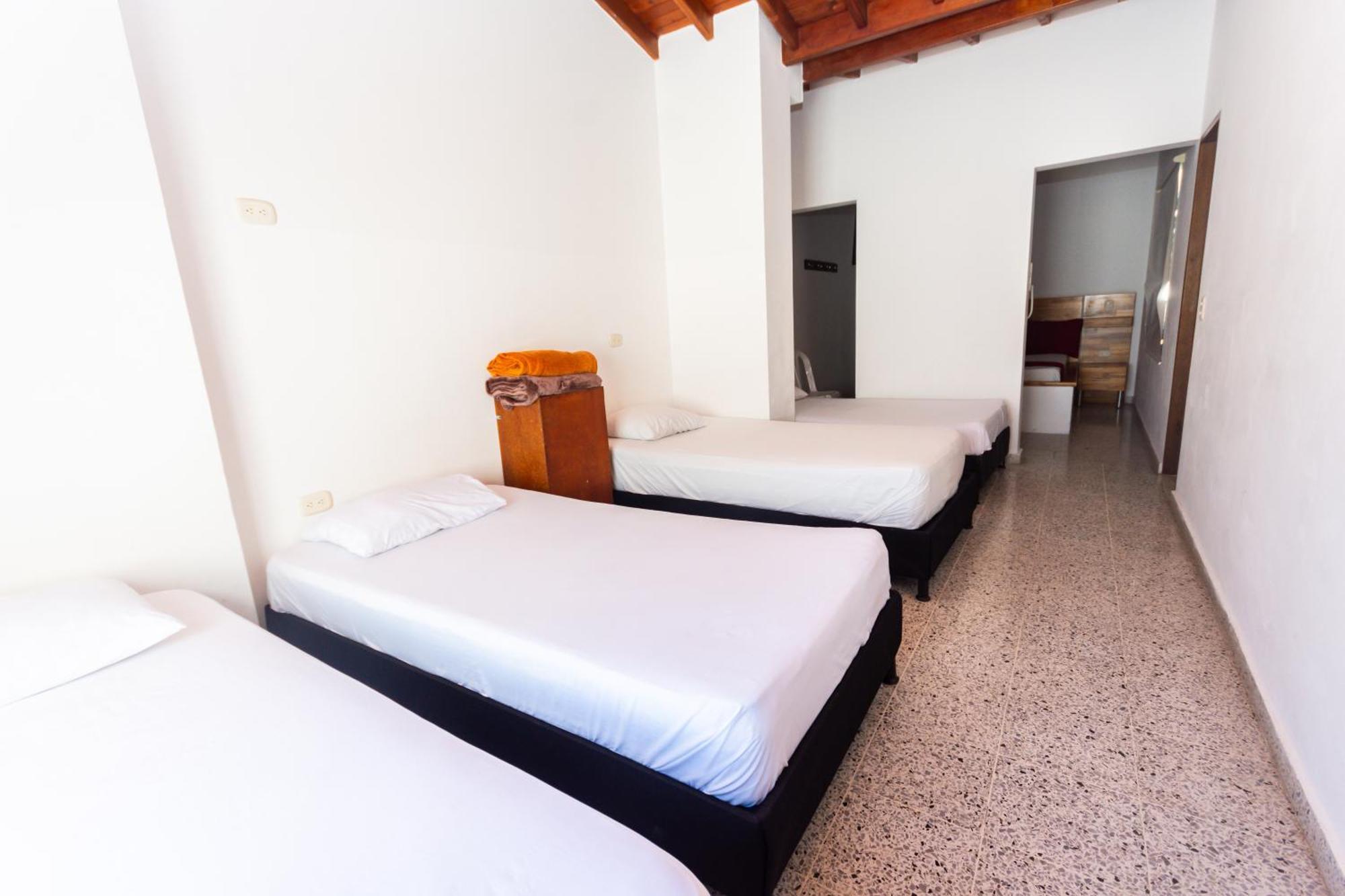 Hotel Bicentenario ريونيغرو المظهر الخارجي الصورة